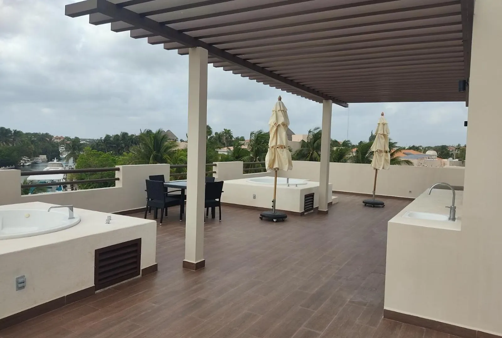 Brand New Studios And Apartments Puerto Aventuras